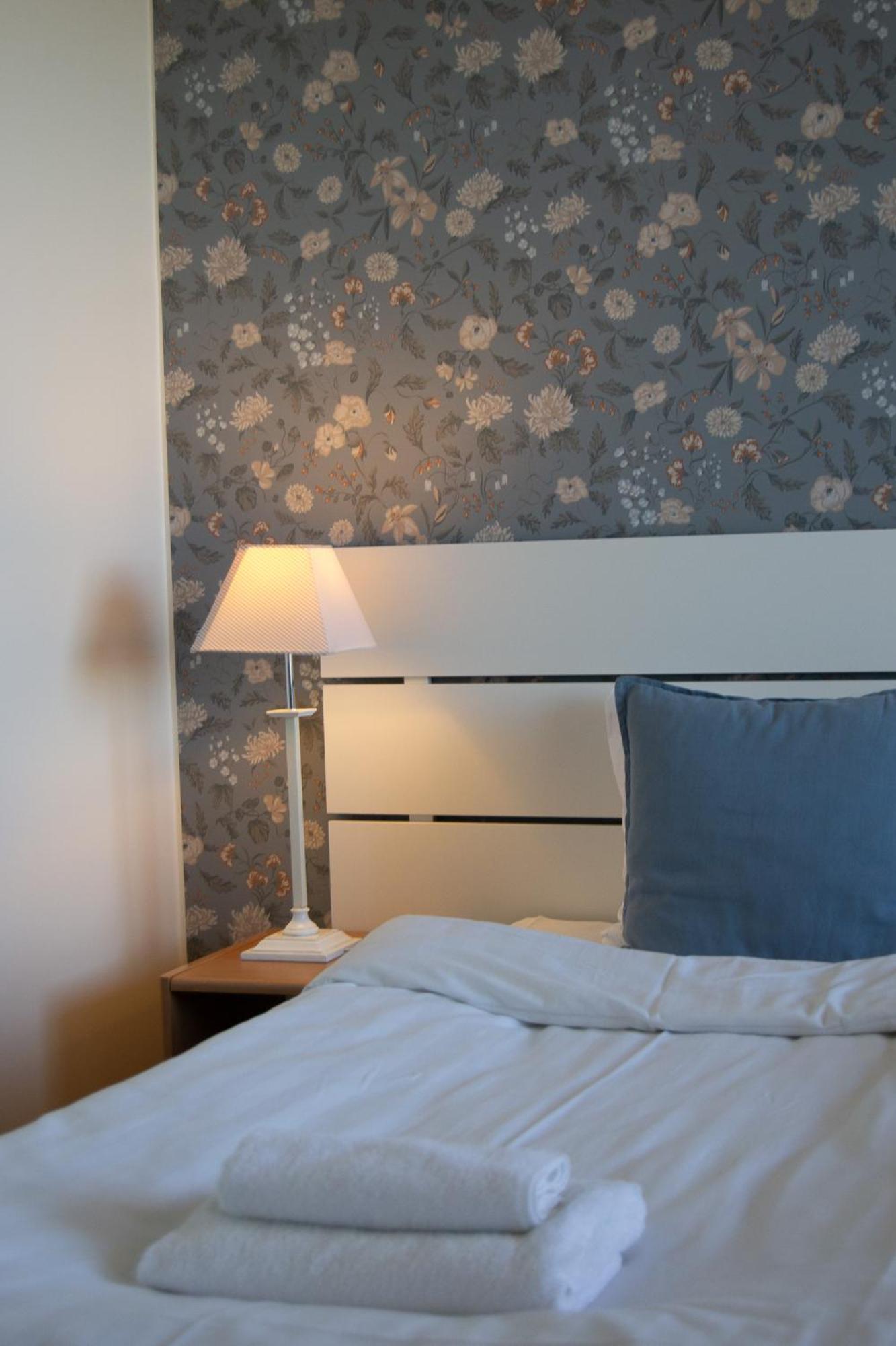 Hotel Sea Front Raseborg Kültér fotó